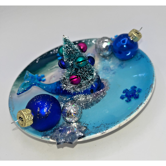 Vintage Mini Hand Blown Glass Blue Christmas Whale "Swimming in Snowflakes"OOAK - Picture 11 of 16
